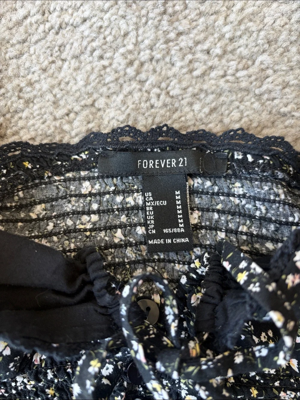 Forever 21 Black Floral Lace-Trim Smocked Crop Top - Picture 2 of 5